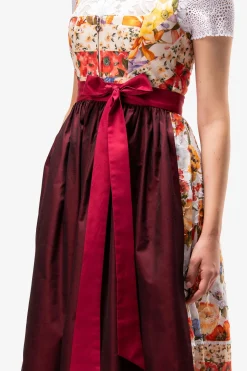 Dirndl*SPORTALM Dirndl mit Blumendruck SnowWhite