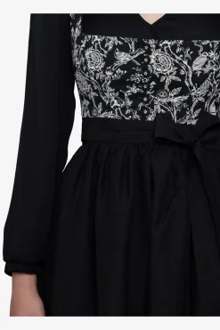 Dirndl*SPORTALM Dirndl mit Faltenrock Black