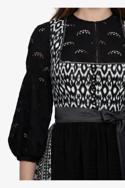 Blusen*SPORTALM Dirndlbluse mit Rundhalsausschnitt Black