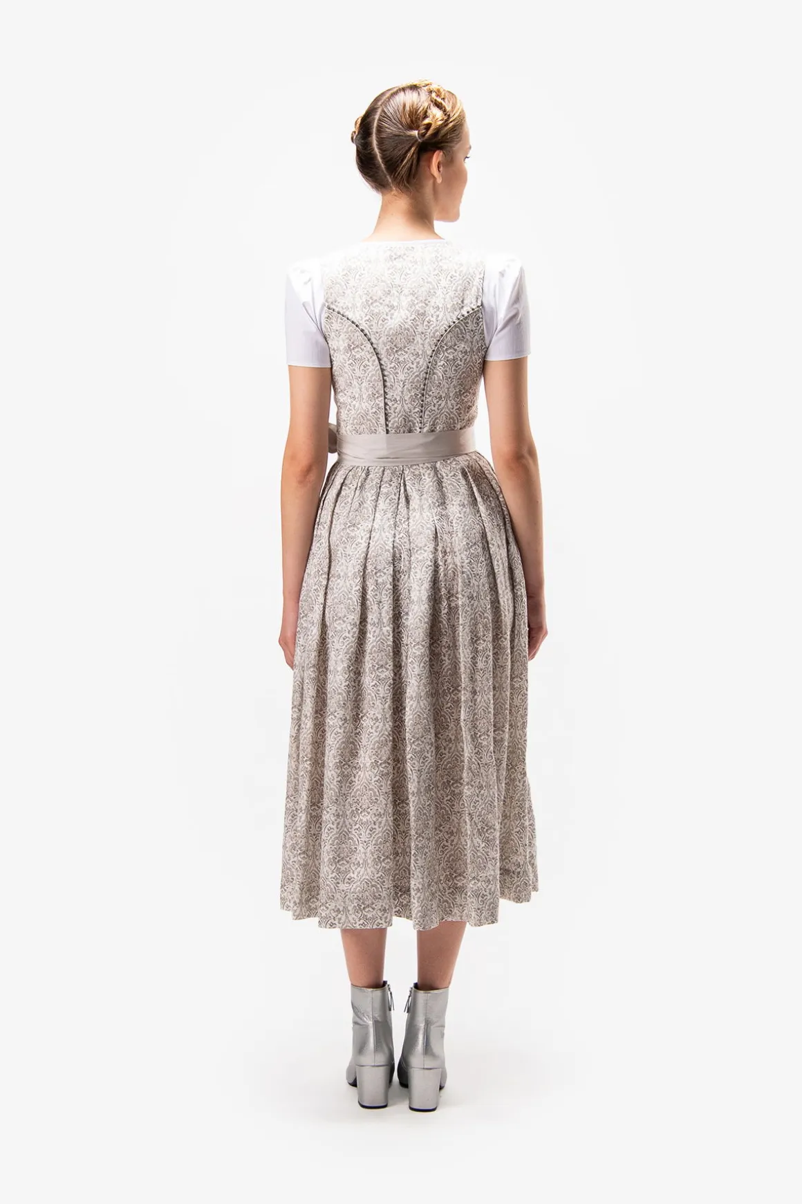 Dirndl*SPORTALM Klassisches Dirndl mit floralem Muster String