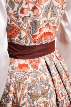 Dirndl*SPORTALM Samtdirndl mit Schürze SnowWhite