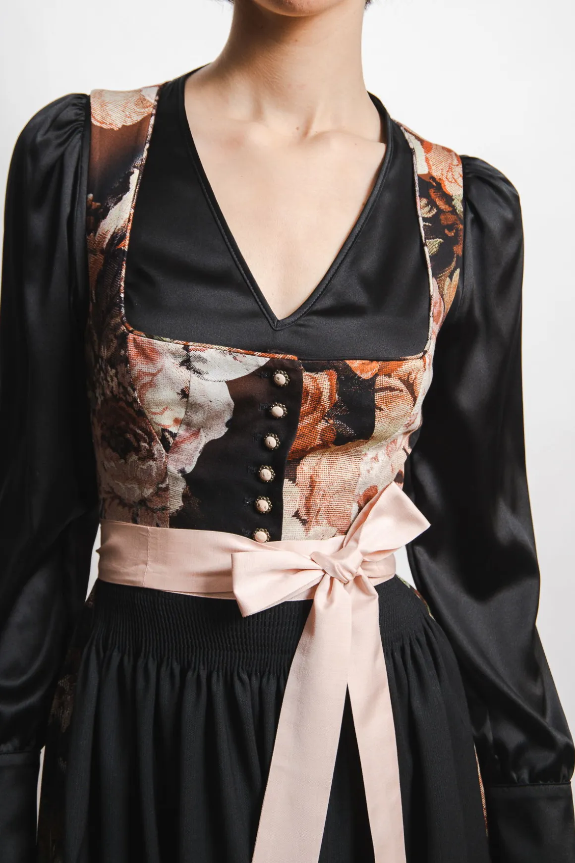 Blusen*SPORTALM Satin Dirndlbluse Black